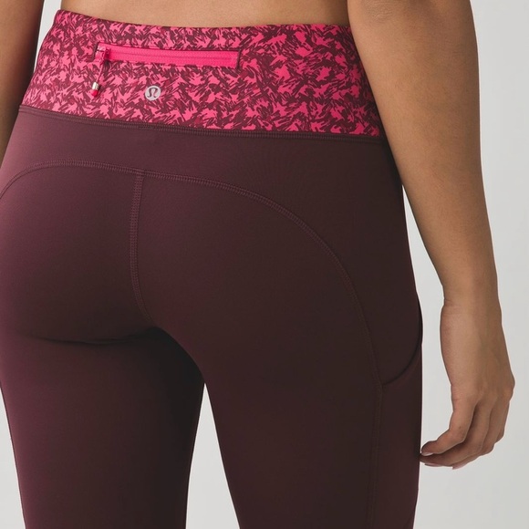 Lululemon!$15| Speed Tight IV in Bordeaux Drams & Mountain Peak Luxtreme Sz 8 - Picture 1 of 6